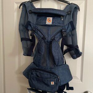 Ergobaby Omni 360 Cool Air Carrier - Blue Blooms